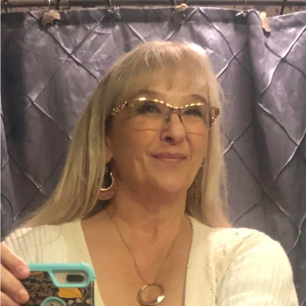 Meet your Posher, Donna